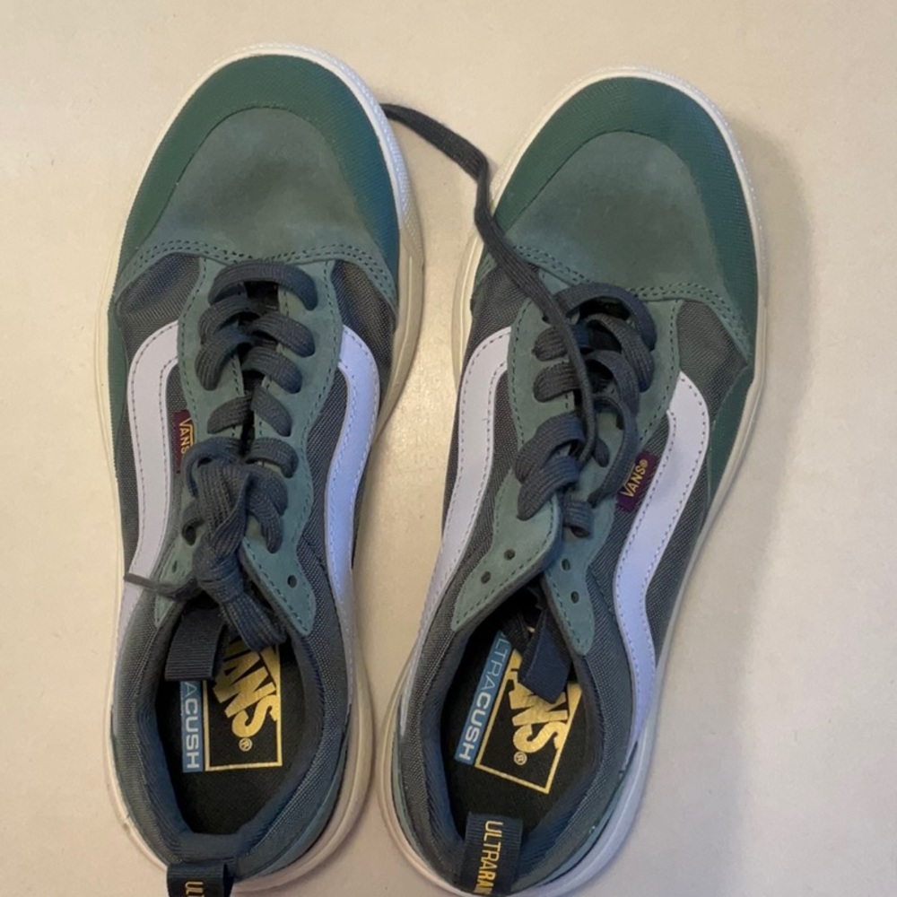Van UltraRange shoes
